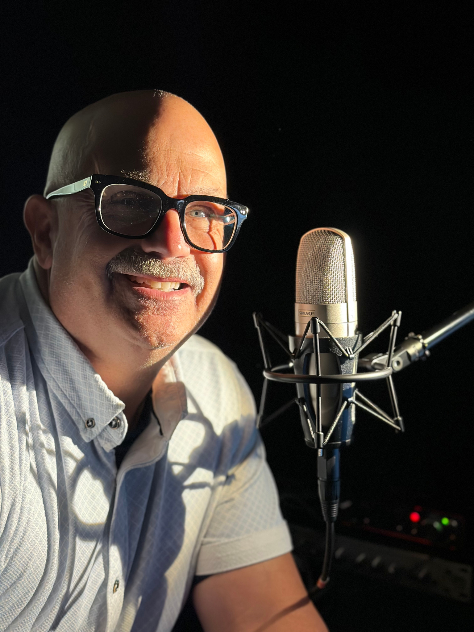 Tom Lines at the studio microphone